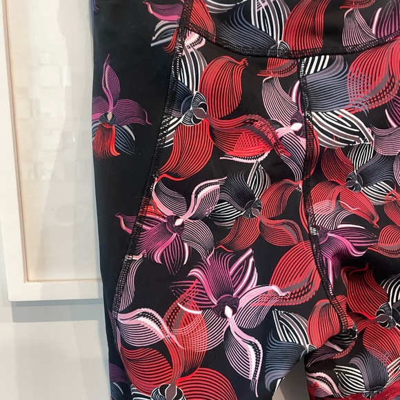 Fendi Floral Print Leggings - Never Worn - Picture 4 of 6